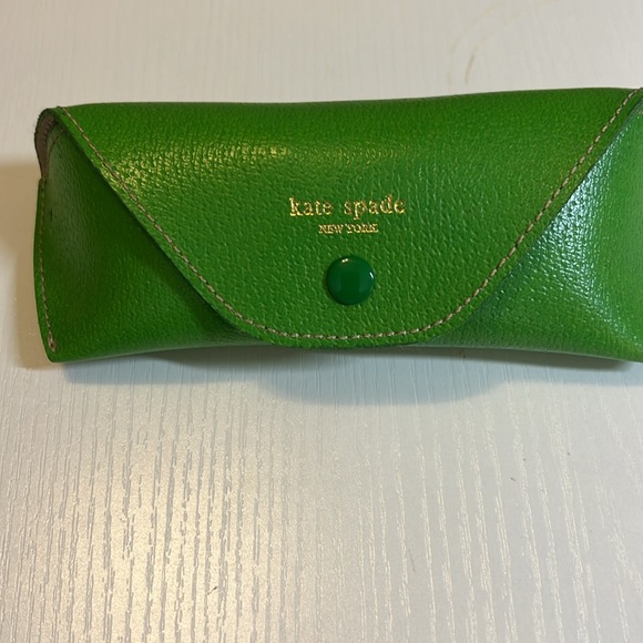 Kate Spade Camilla Sunglasses with case - Picture 3 of 3